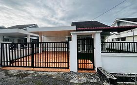 D Jannah Homestay Seri Iskandar Perak